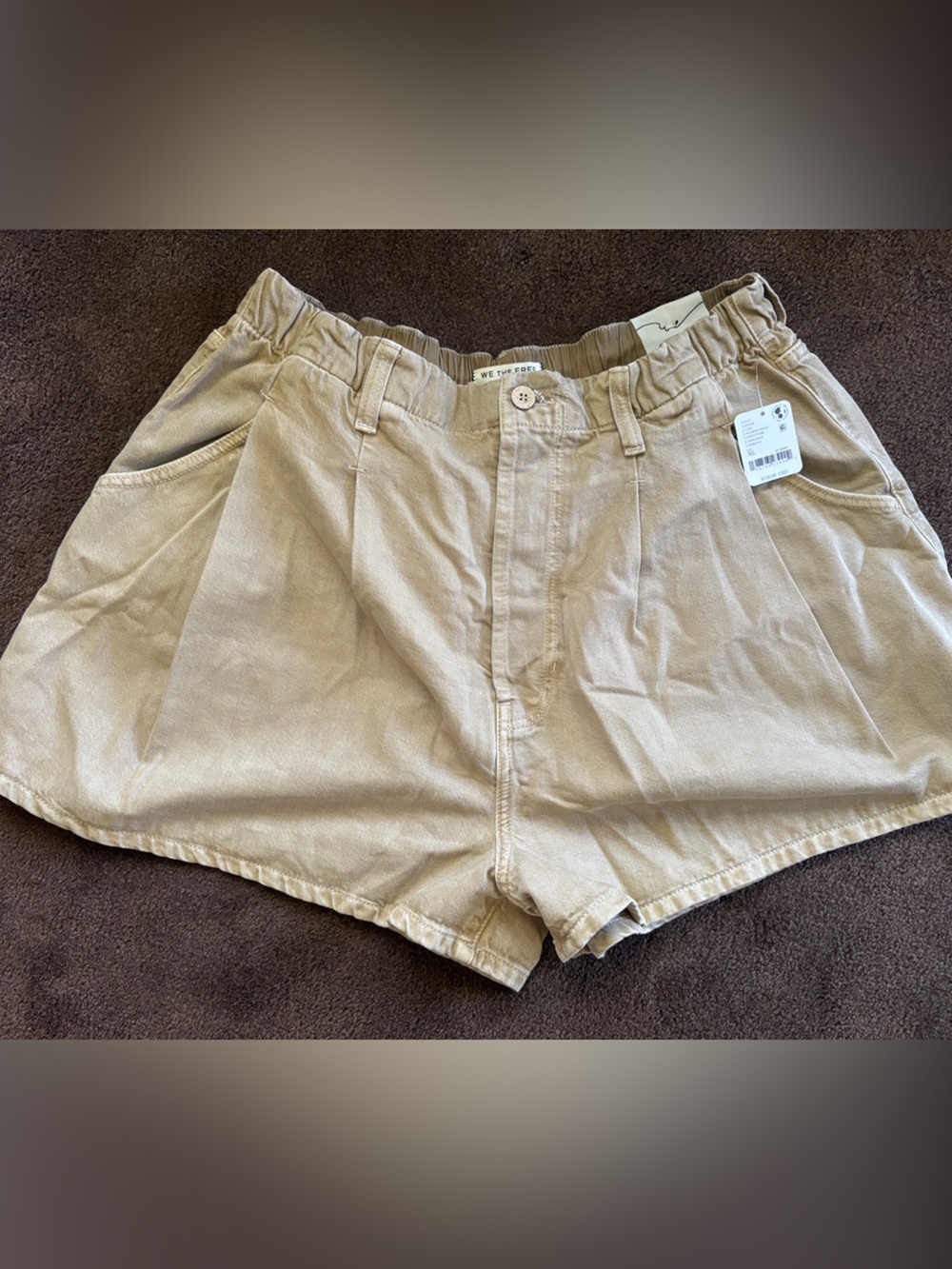 We The Free / Free People, washed sand color, paper bag shorts BNWT